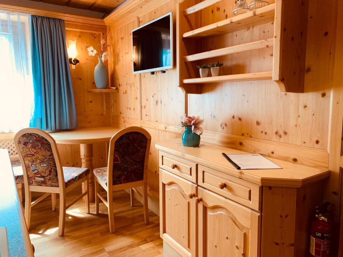 יארצנס Pension Jagerhof - Sommercard Inkl - 5 Min Zum Hochzeiger מראה חיצוני תמונה