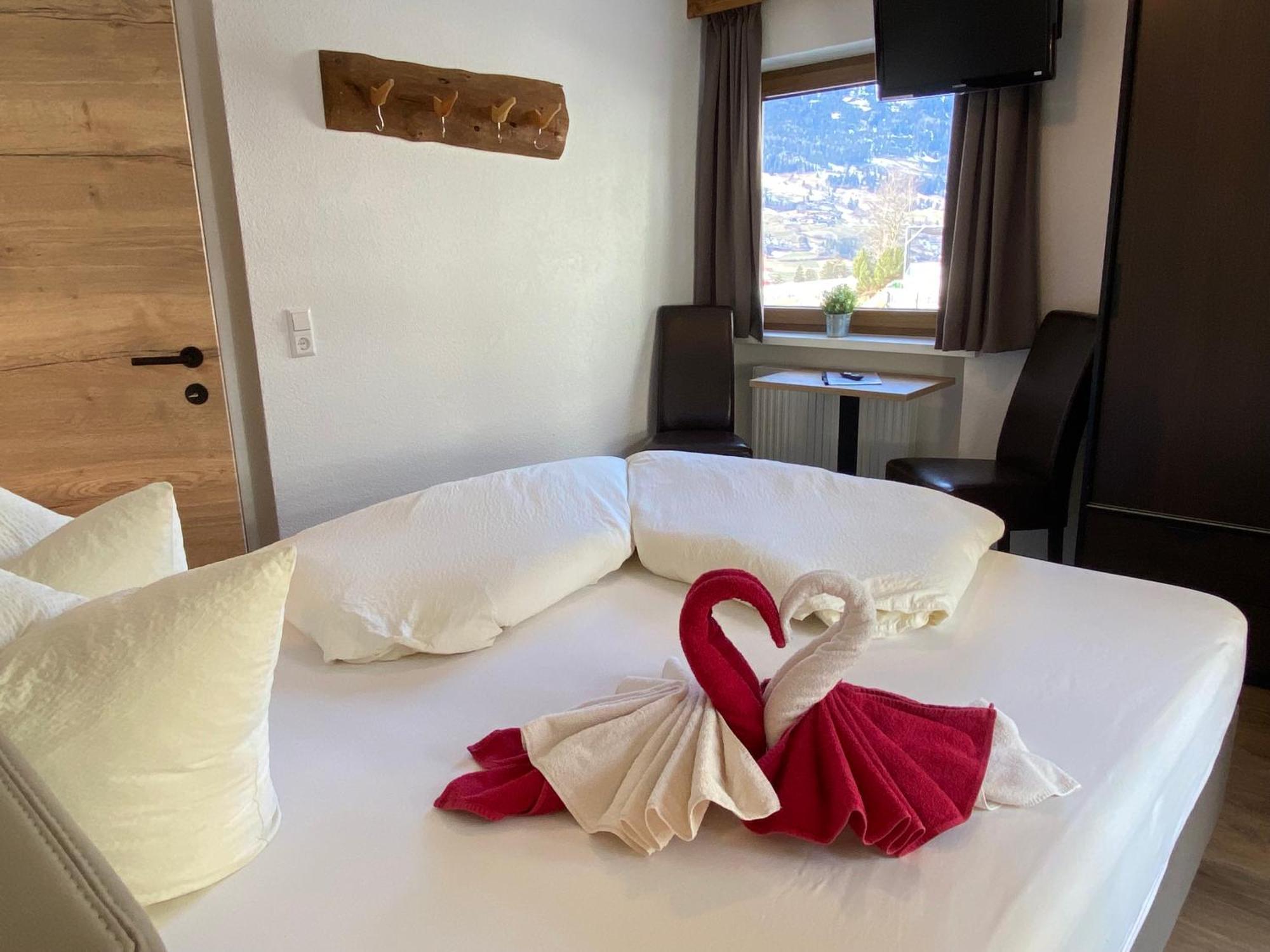 יארצנס Pension Jagerhof - Sommercard Inkl - 5 Min Zum Hochzeiger מראה חיצוני תמונה