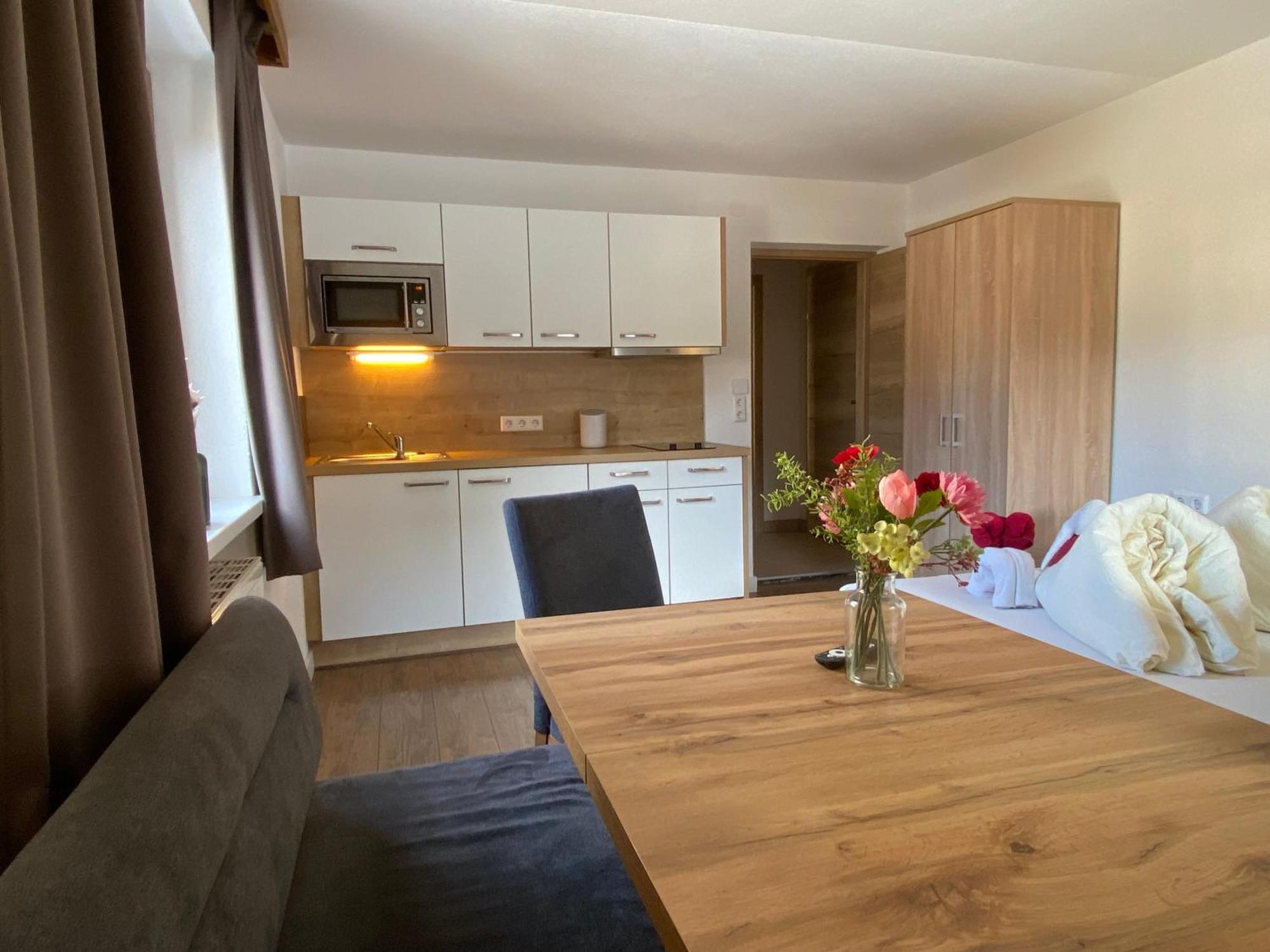 יארצנס Pension Jagerhof - Sommercard Inkl - 5 Min Zum Hochzeiger מראה חיצוני תמונה
